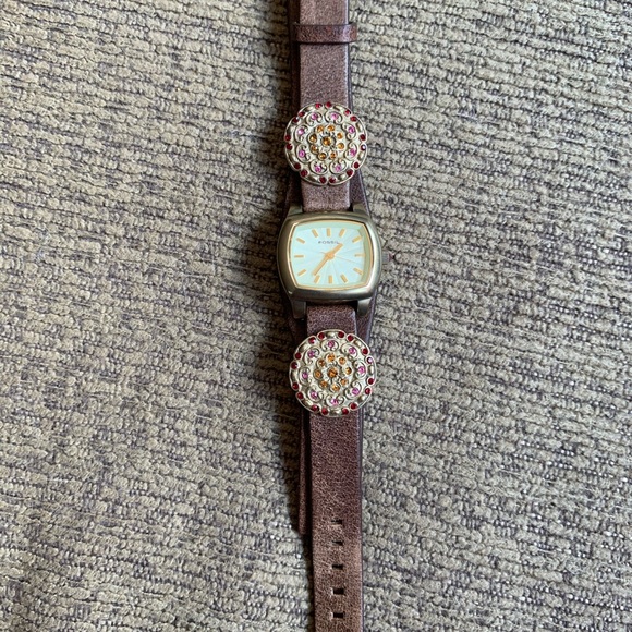 Ladies Fossil Watch - Picture 2 of 3